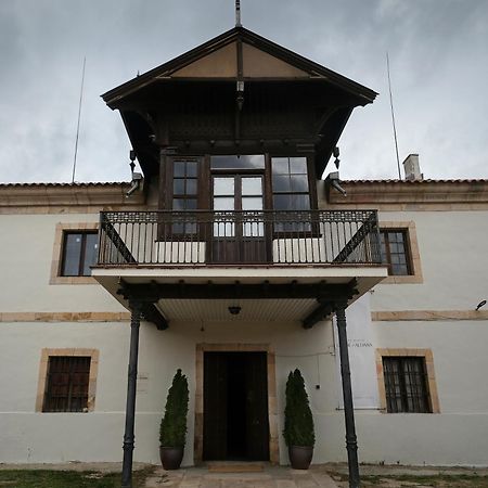 Casa Rural Palacio Conde De Aldana Con Piscina Entre Encinares Y Dehesas Terradillos Экстерьер фото