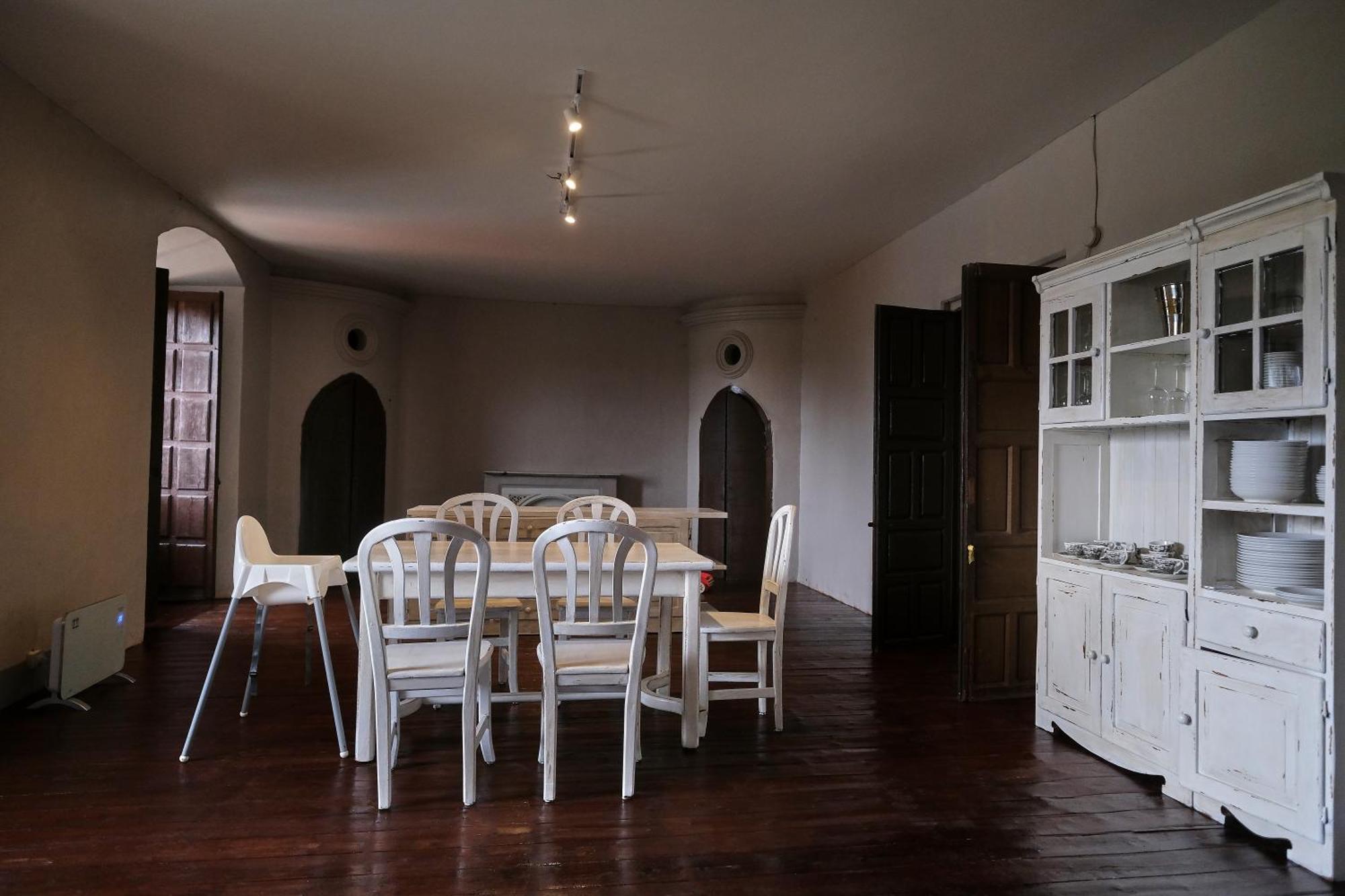 Casa Rural Palacio Conde De Aldana Con Piscina Entre Encinares Y Dehesas Terradillos Экстерьер фото