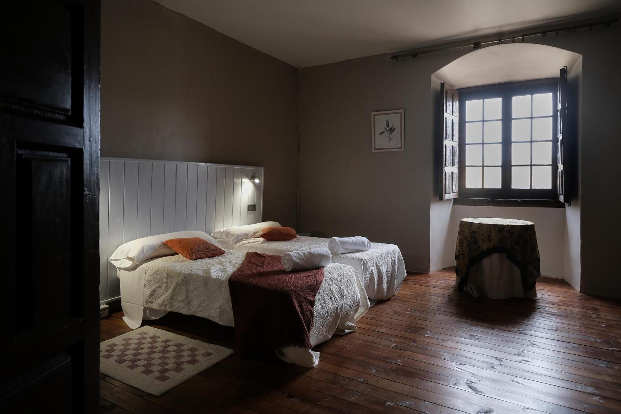Casa Rural Palacio Conde De Aldana Con Piscina Entre Encinares Y Dehesas Terradillos Экстерьер фото